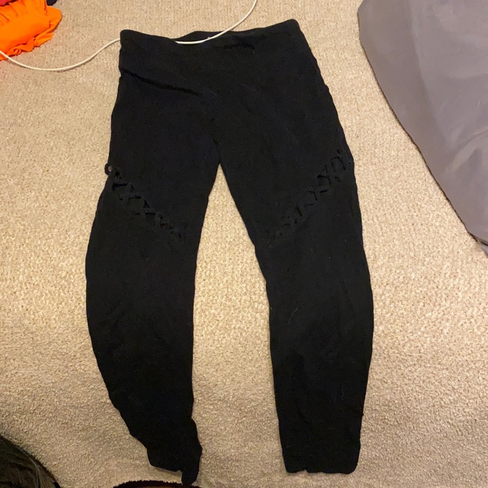 Cutout Leggings